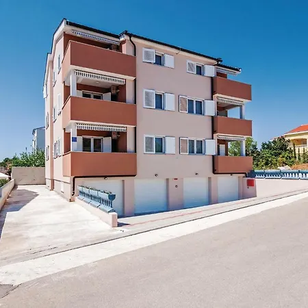 Two-bedroom In Apartment Pakostane