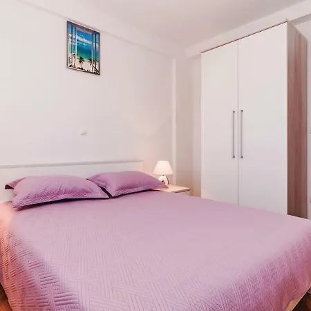 Two-bedroom In 파코스탄